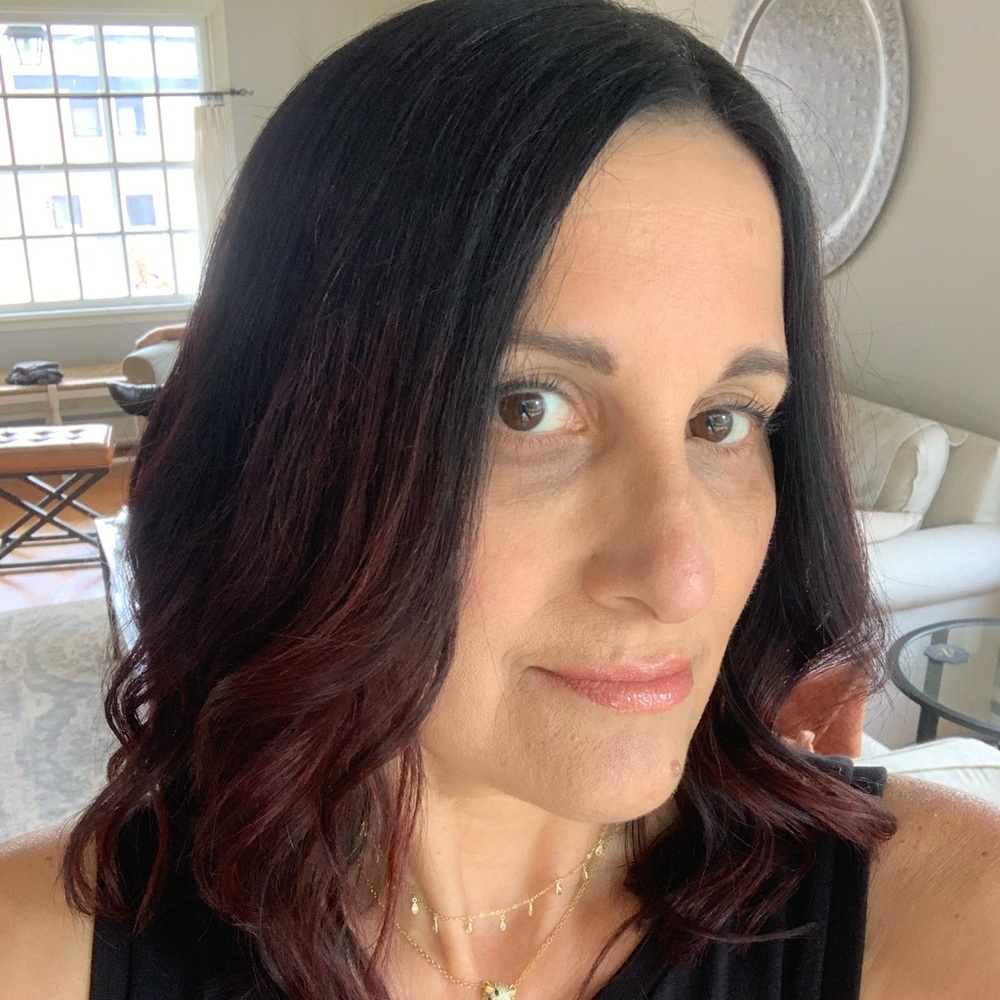 Meet your Posher, Lisa